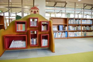 0歳の室内遊びは絵本がおすすめ！赤ちゃんも通える埼玉の絵本スポット