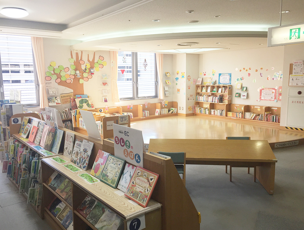絵本・児童書コーナー/醍醐中央図書館(京都府/京都市)