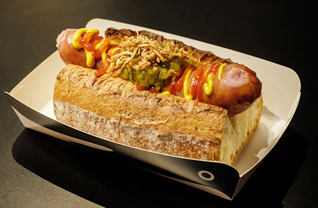 アグー豚ビッグドッグ/DMMかりゆし水族館（沖縄県／豊見城市）