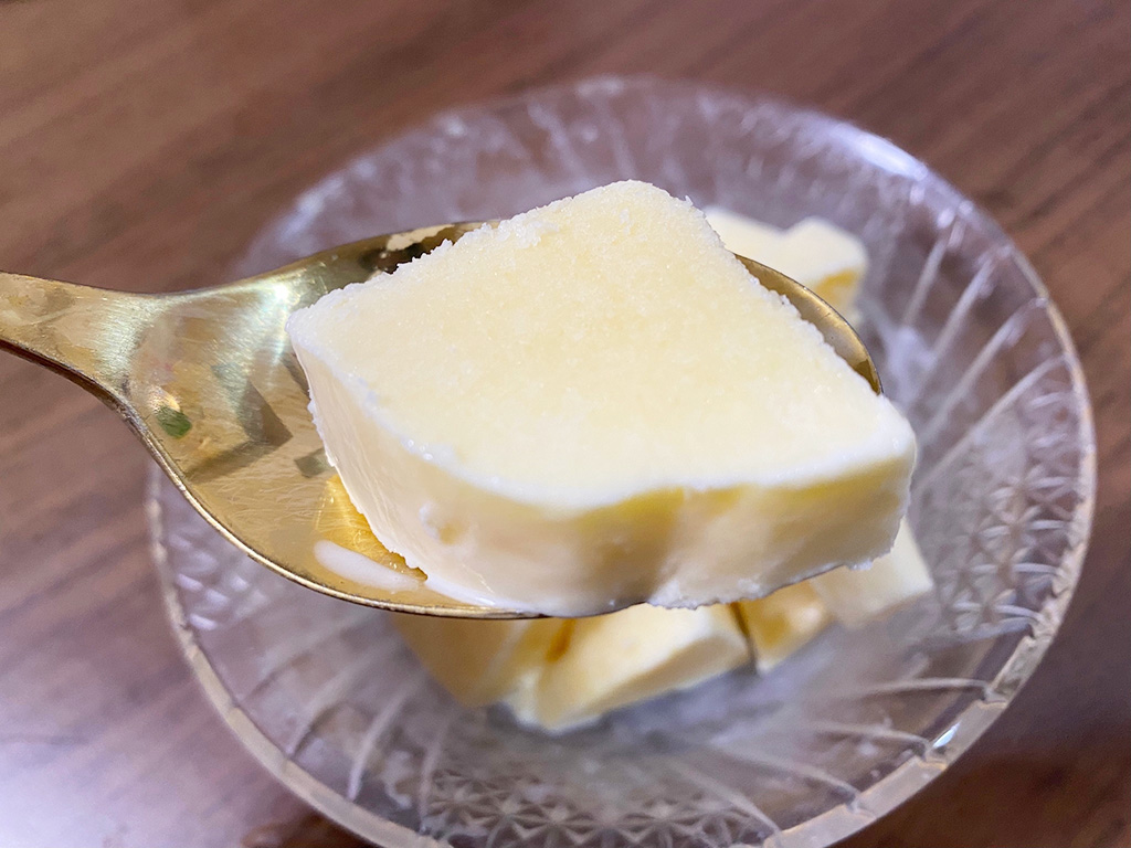 完成した雪アイス