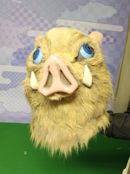 美術スタッフが手がける小道具/東映太秦映画村(京都市右京区)