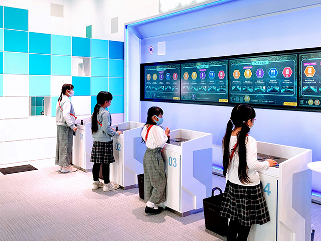 クイズに参加できる端末/Mulabo!(神奈川県/横浜市)