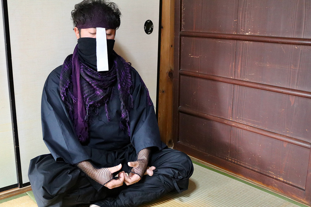忍者の呼吸法の修行