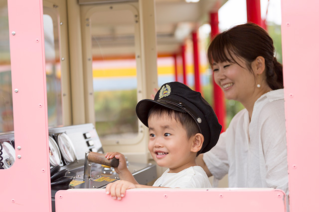 運転手さんになった気分/東条湖おもちゃ王国（兵庫県/加東市）