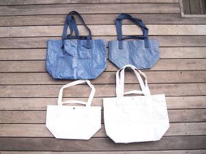 濡れたって問題なし！無印良品のポリエチレン・トートバッグで遊びに行こう