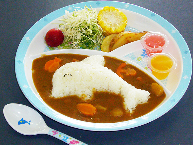 レストラン「アクロポーラ」のお子さまカレー/串本海中公園（和歌山県/串本町）