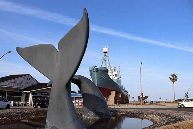 2012年に陸揚げされた捕鯨船・第一京丸/太地町立くじらの博物館（和歌山県）