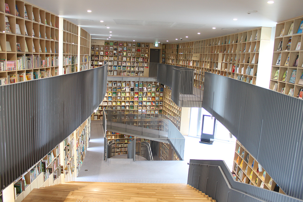 こども本の森 中之島（大阪市/北区）