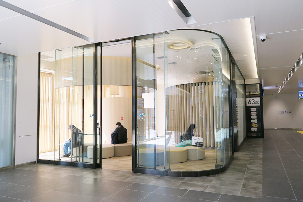 待合スペース「とことこひろば」/西武鉄道所沢駅(埼玉県/所沢市)