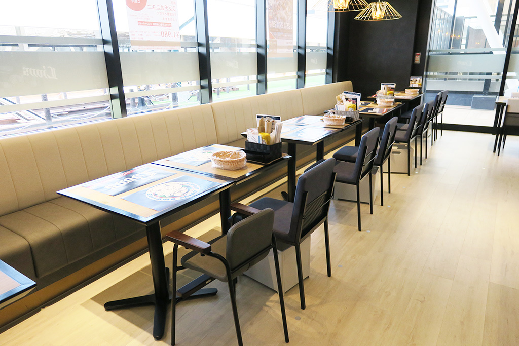 「LIONS DINER BIGFLAG」店内/西武鉄道所沢駅(埼玉県/所沢市)