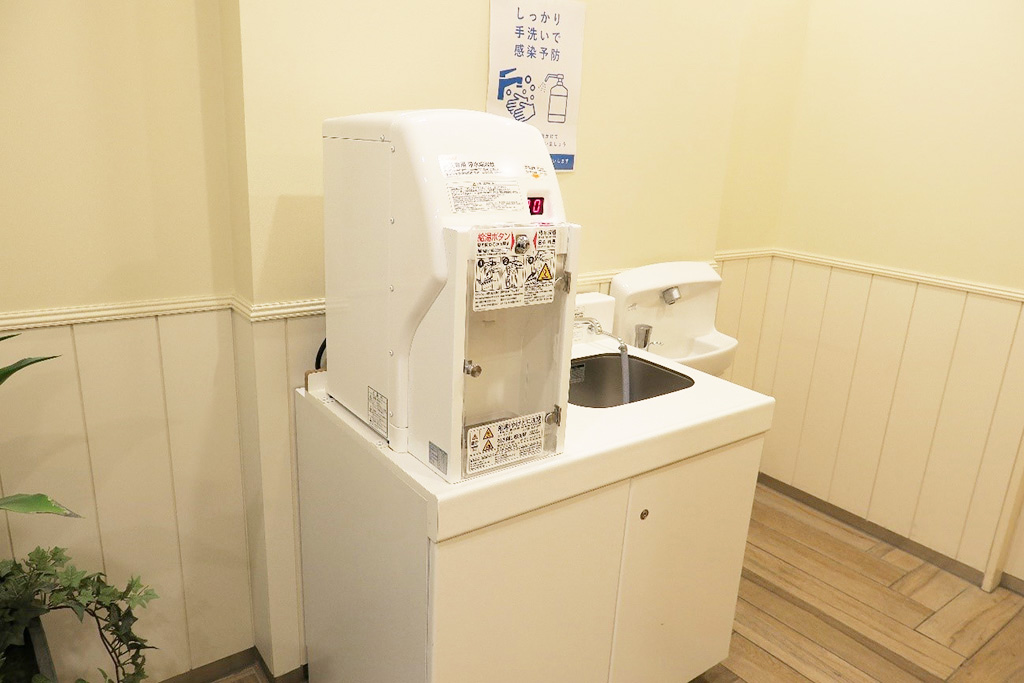 ミルク用のお湯も用意されています/西武鉄道所沢駅(埼玉県/所沢市)