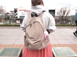 マザーズバッグに大活躍！無印良品の「肩の負担を軽くする 撥水 リュックサック」って？