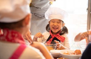 コロナ禍は親子で料理がおすすめ。幼児教育にもつなげる方法(リトルシェフクッキング 武田昌美さん)
