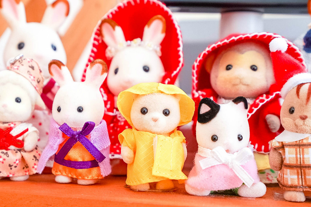 「赤ちゃん人形用の黄色いレインコート」/シルバニアパーク（ハーベストの丘）（大阪府/堺市）