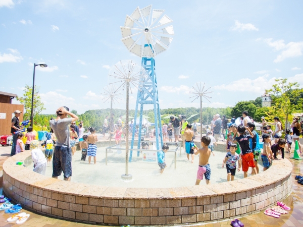 ハーベストの丘の「じゃぶじゃぶ広場」/シルバニアパーク（ハーベストの丘）（大阪府/堺市）