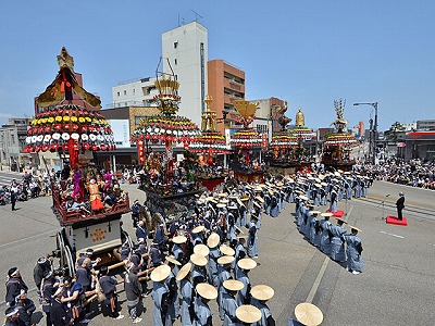 高岡御車山祭(富山県/高岡市)