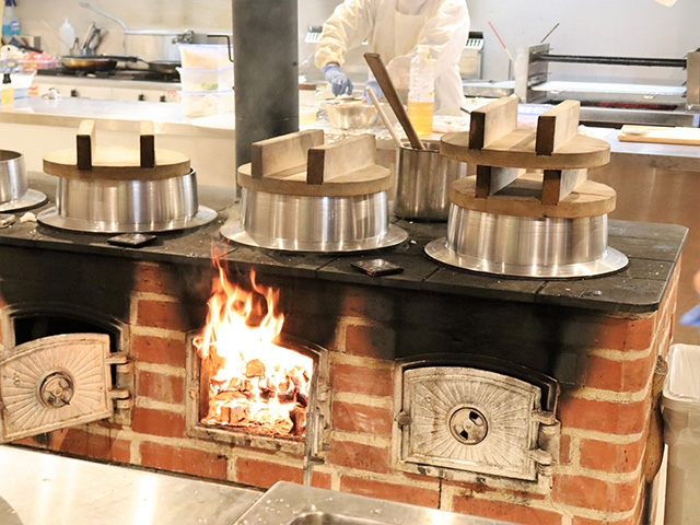 おくどさん(大きな竃)/道の駅 四季の郷公園 FOOD HUNTER PARK(和歌山県/和歌山市)