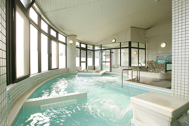 泉質は中性規定泉、無色透明/ウェルネスパーク五色(兵庫県/洲本市)