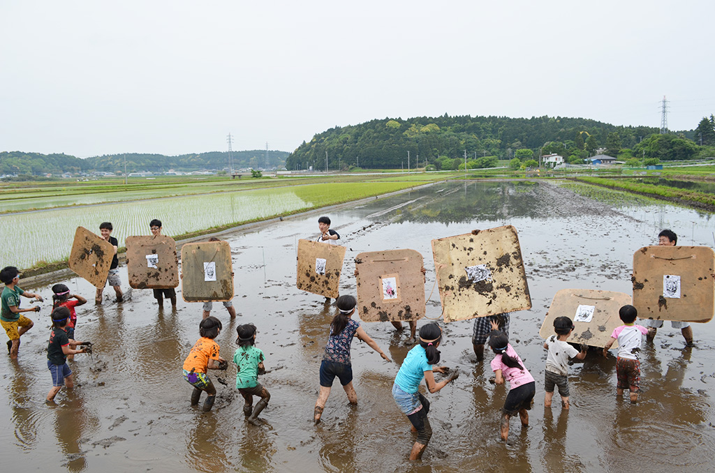 どろんこ祭りの様子：「まなびファーム」（千葉県/九十九里町）