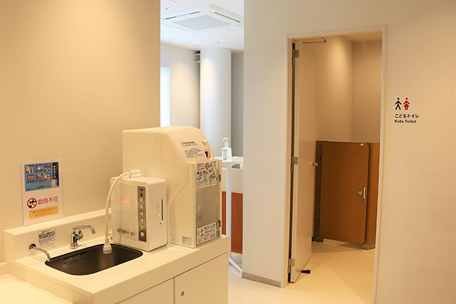 子ども専用のトイレなど/和歌山市民図書館(和歌山県)