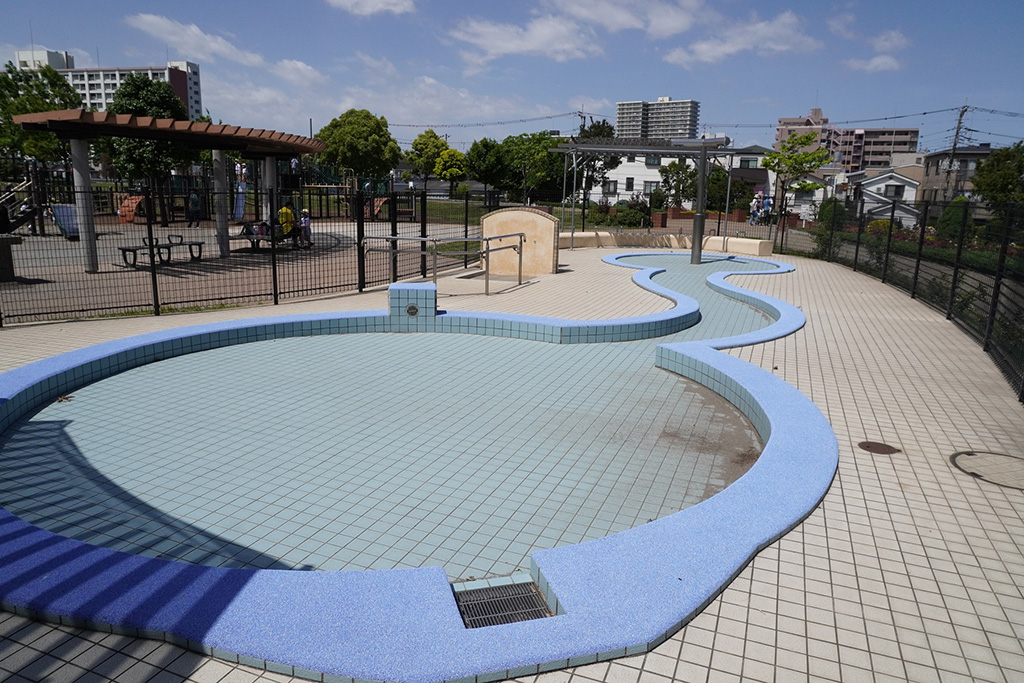 じゃぶじゃぶ池/新田さくら公園（東京都/足立区）
