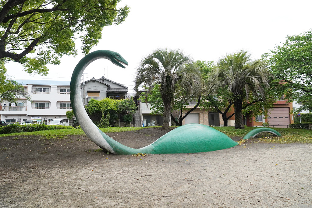 首長竜のモニュメント/陣川戸公園（東京都/足立区）