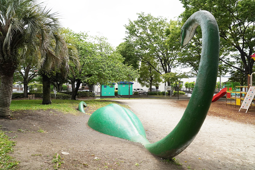 首長竜のモニュメント/陣川戸公園（東京都/足立区）
