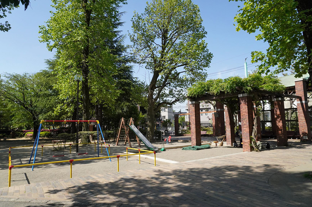 未就学児向けの「ちびっこ広場」/馬橋公園(東京都/杉並区)