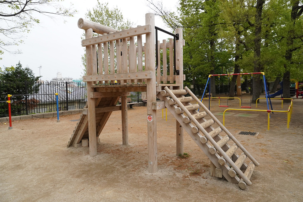 アスレチック遊具/井荻公園(東京都/杉並区)