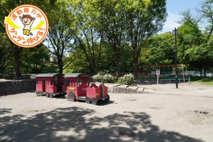 巨大なお城作りもできる! 広い砂場がある都立祖師谷公園(世田谷区)で、自然遊びを満喫
