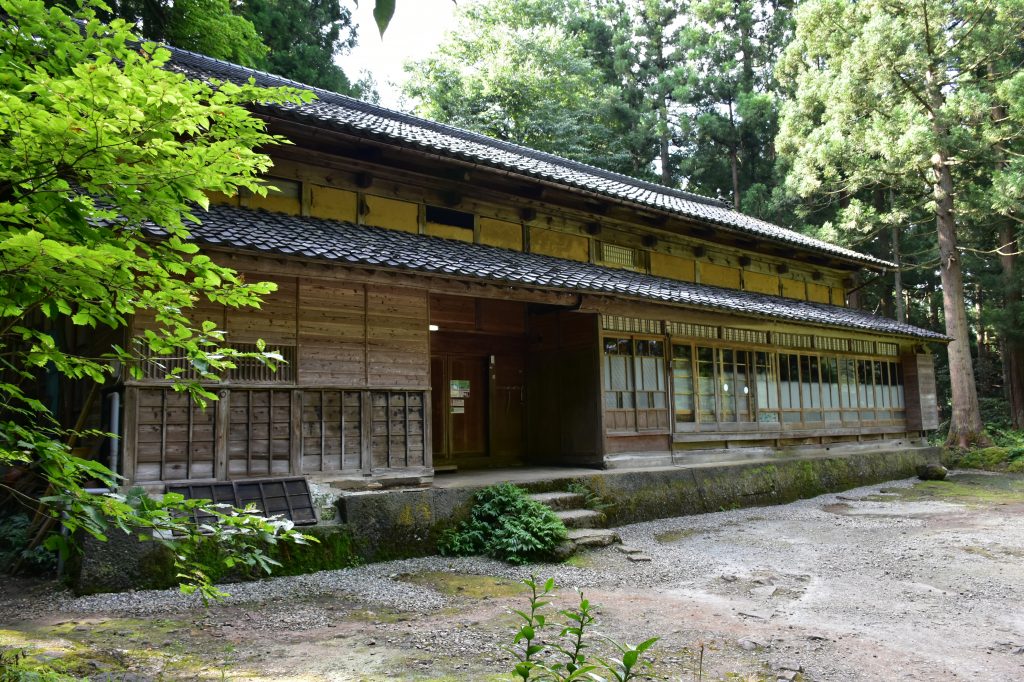 おおかみこどもの花の家（富山県/富山市）