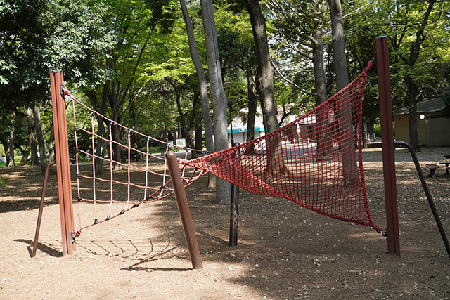 ネット遊具/都立砧公園（東京都/世田谷区）