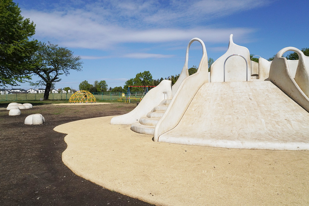 「スカルプチュア遊具」/都立高井戸公園（東京都/杉並区）