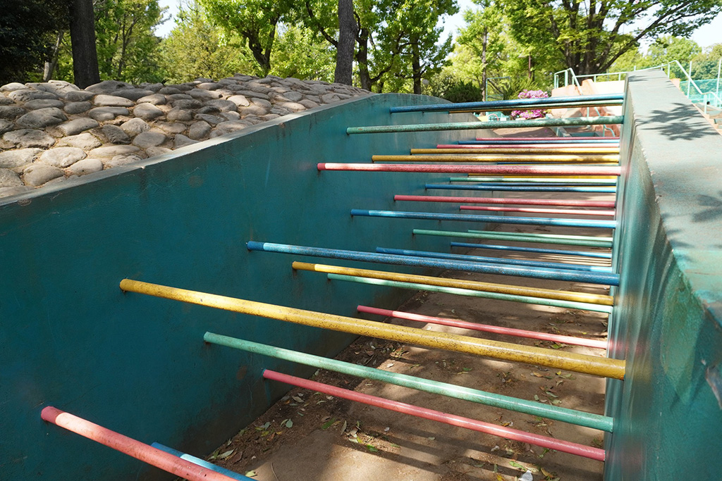 棒の通路/羽根木公園（東京都/世田谷区）