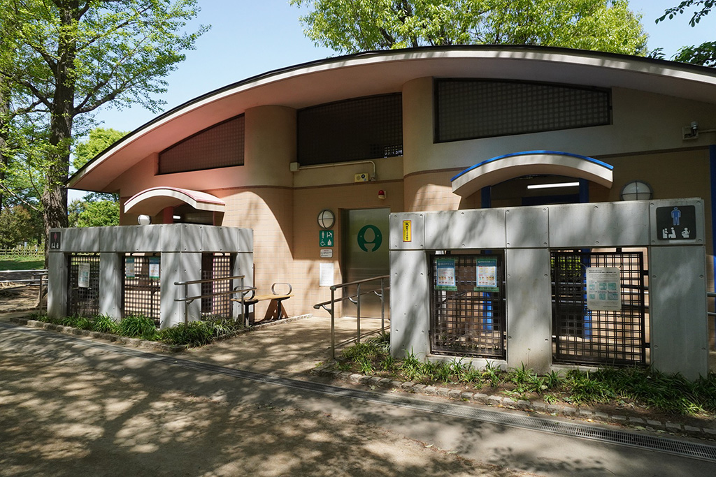 園内のトイレ/羽根木公園（東京都/世田谷区）