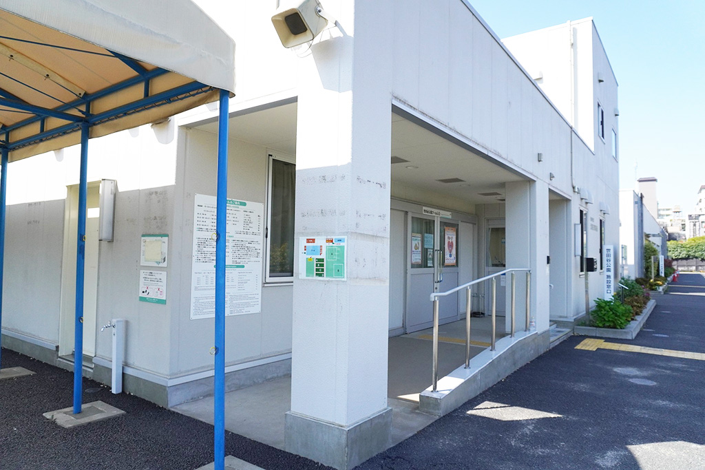 屋外プール/世田谷公園（東京都/世田谷区）