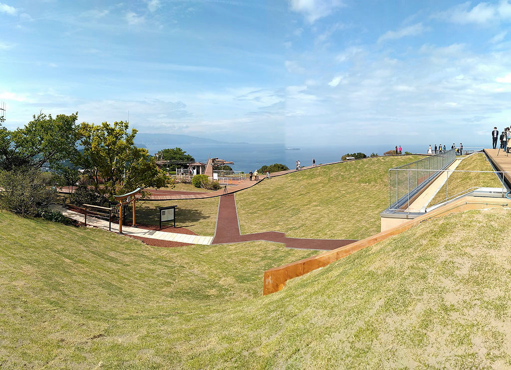 「小室山リッジウォーク“MISORA”」/恐竜広場（小室山公園内）（静岡県/伊東市）