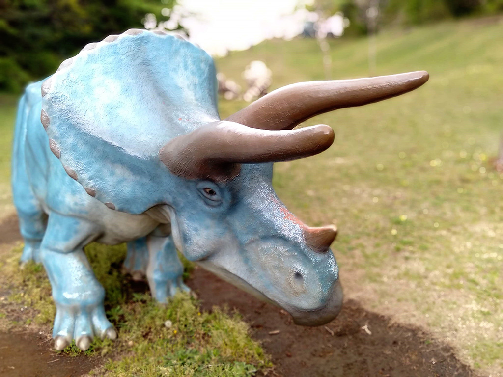 トリケラトプスのオブジェ/恐竜広場（小室山公園内）（静岡県/伊東市）