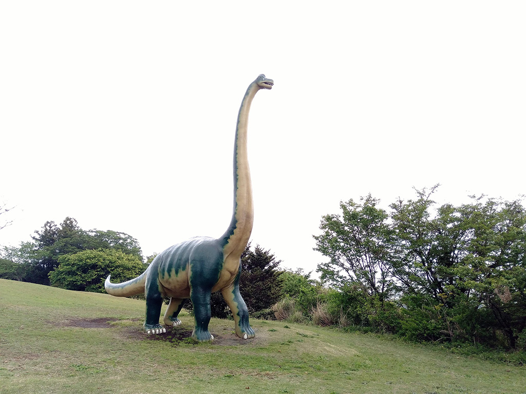 ブラキオサウルスのオブジェ/恐竜広場（小室山公園内）（静岡県/伊東市）