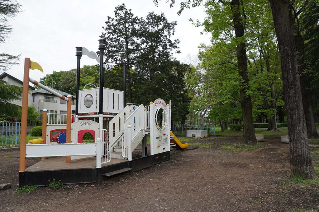 未就学児向けの船形遊具「小山広場」/都立和田堀公園（東京都/杉並区）