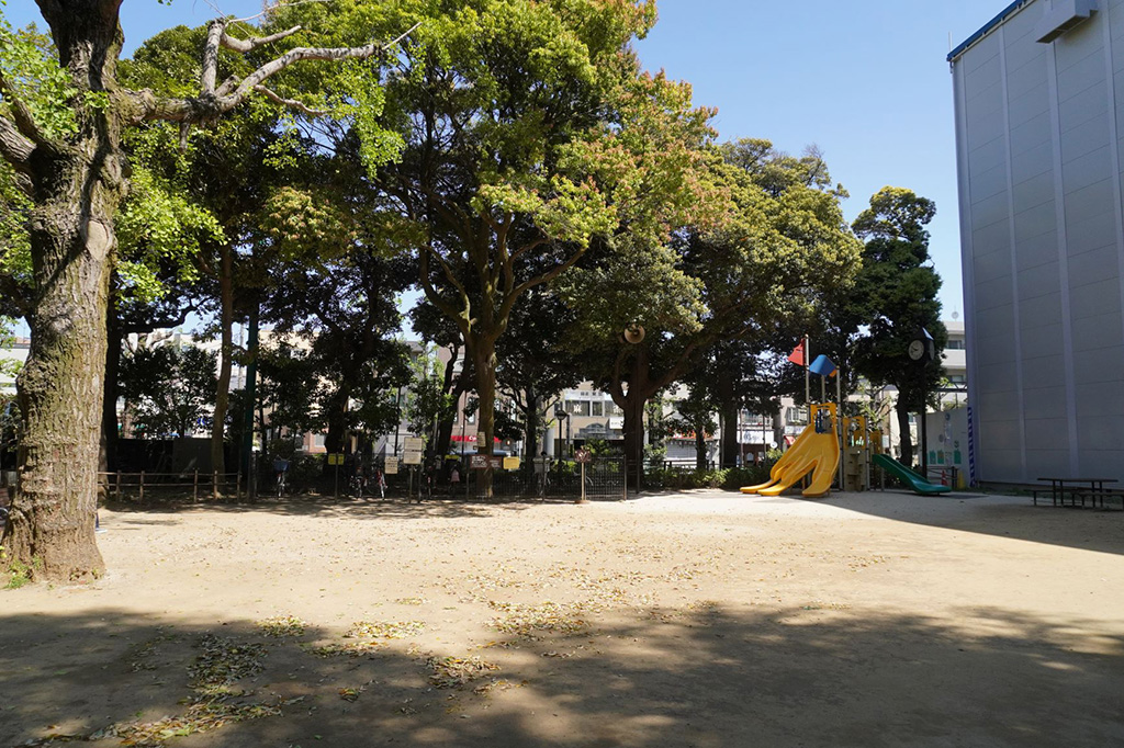 「遊びの広場」/蚕糸の森公園（東京都/杉並区）