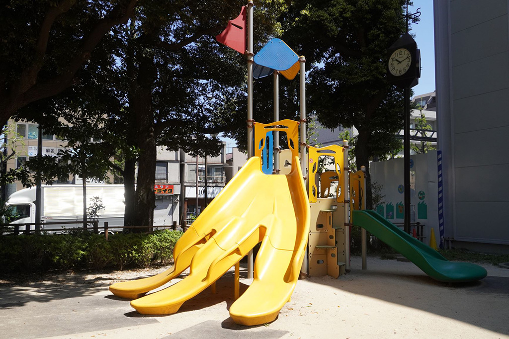 バナナスライダー/蚕糸の森公園（東京都/杉並区）