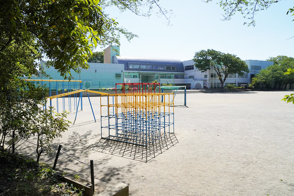 運動場/蚕糸の森公園（東京都/杉並区）