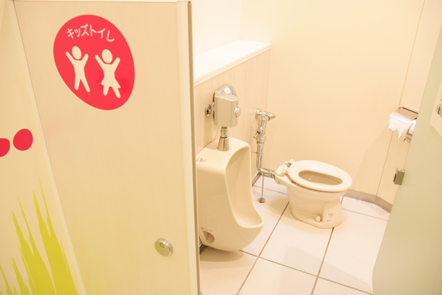 キッズトイレ/東京ドームシティ「アソボ~ノ!」(東京都/文京区)