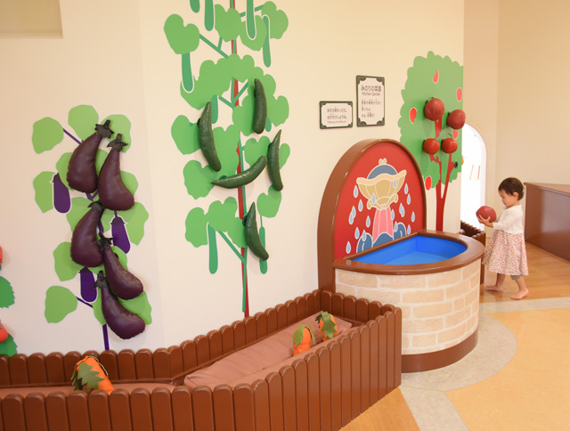 街のエリア「カラフルタウン」のみのりの菜園エリア/東京ドームシティ「アソボ~ノ!」(東京都/文京区)