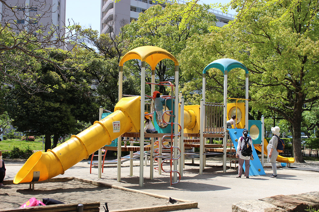「複合遊具」／総合レクリエーション公園（東京都／江戸川区）