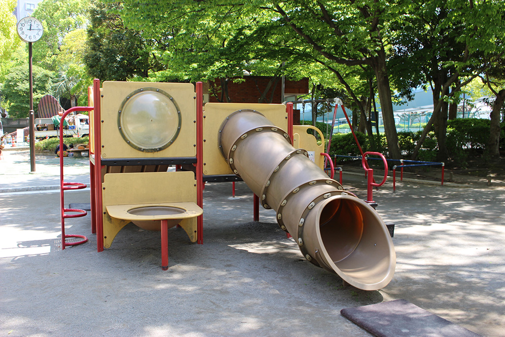 「複合遊具」／総合レクリエーション公園（東京都／江戸川区）