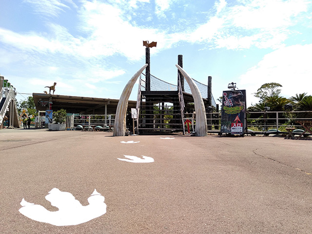 恐竜の棲息するエリア/伊豆ぐらんぱる公園（静岡県/伊東市）