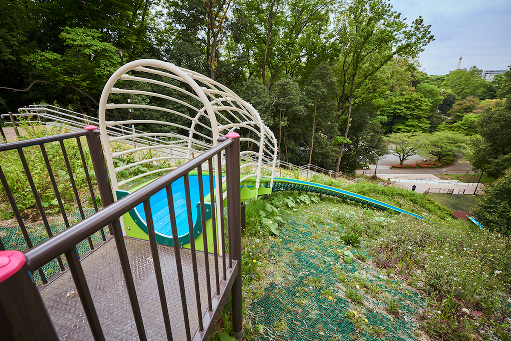 大型すべり台/芹ヶ谷公園（東京都/町田市）