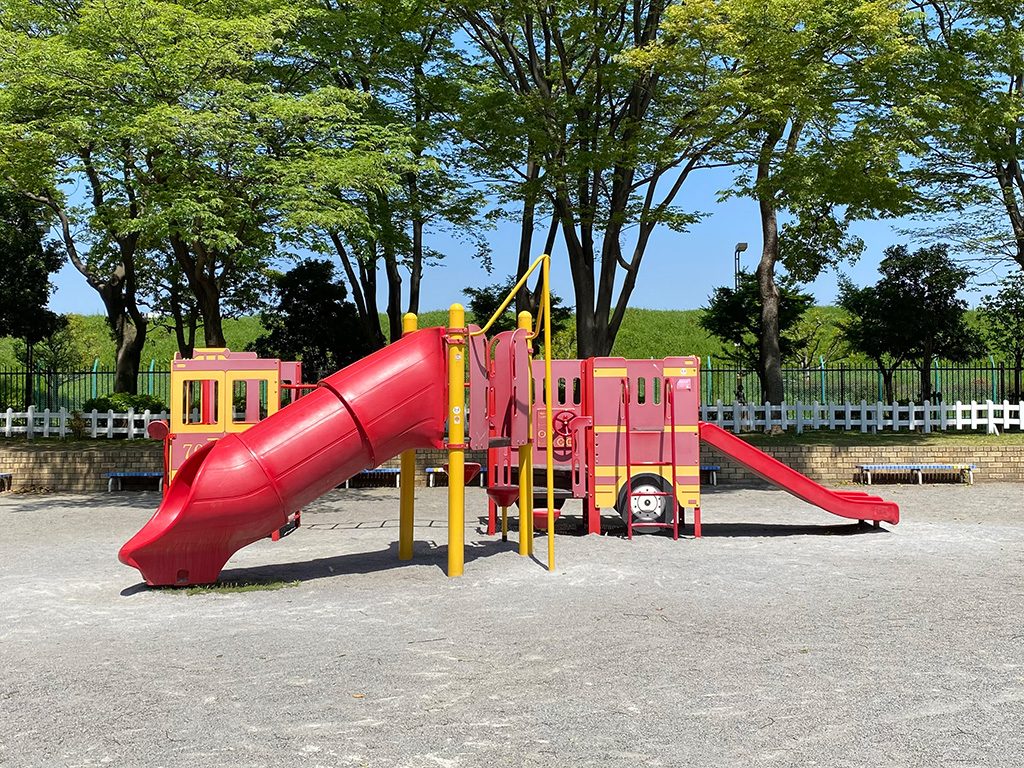 消防車型遊具/大谷田南公園（東京都/足立区）